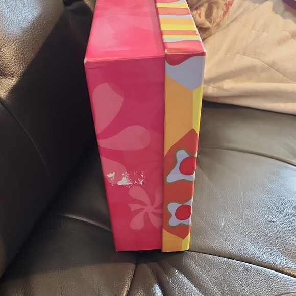 Rowan & Martin's Laugh-In Complete Series Box Set - Picture 3 of 4